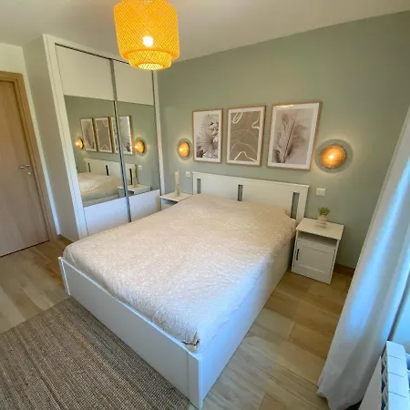T2 Neuf, Parking & Garage Prive, Proche Centre Holiday home Sarlat-la-Caneda
