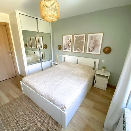 T2 Neuf, Parking & Garage Prive, Proche Centre Holiday home *